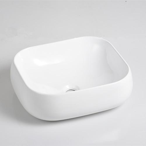 White color above counter wash basin (105)