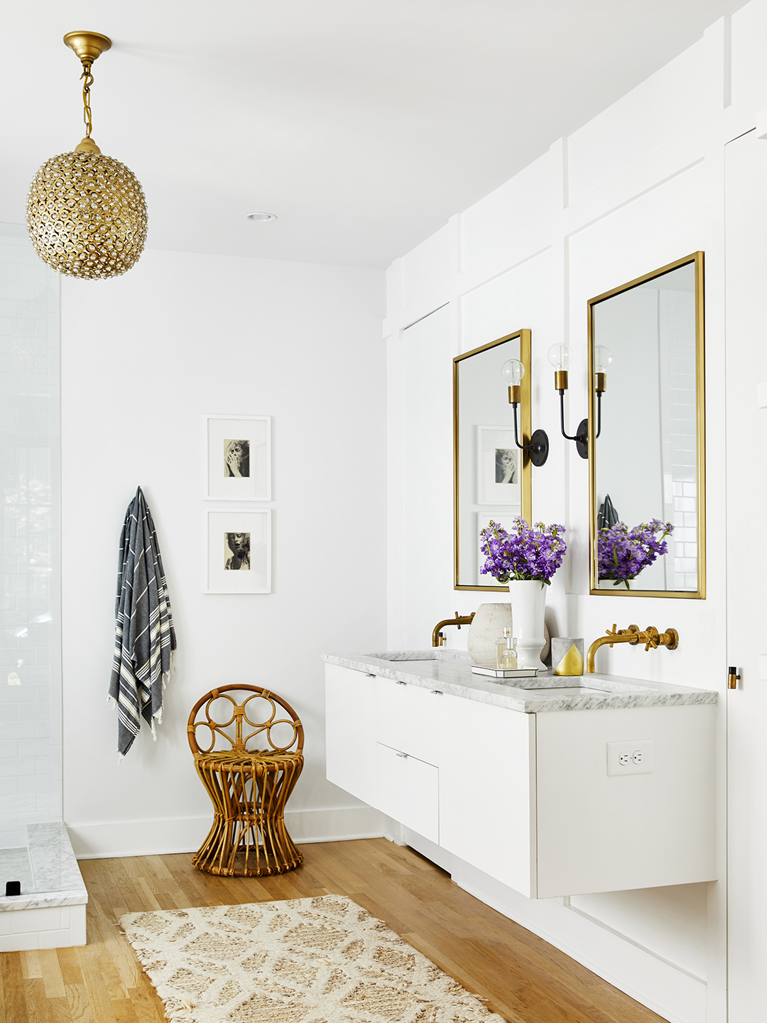 floating vanity double sink in modern bathroom